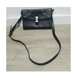 Gussaci Black & White Lazer Cut Crossbody Bag NWOT